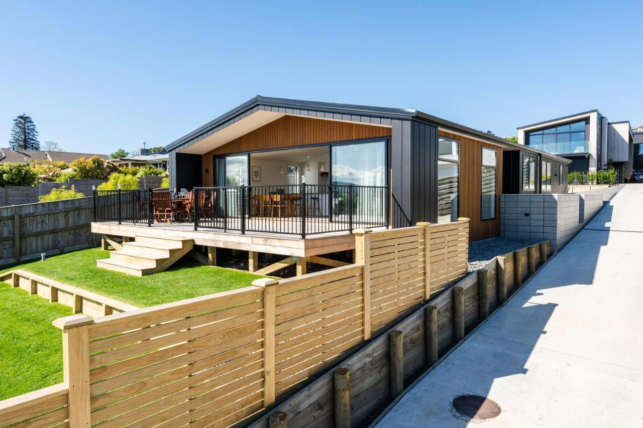 Lakeview Terrace - Taupo Holiday Home Εξωτερικό φωτογραφία